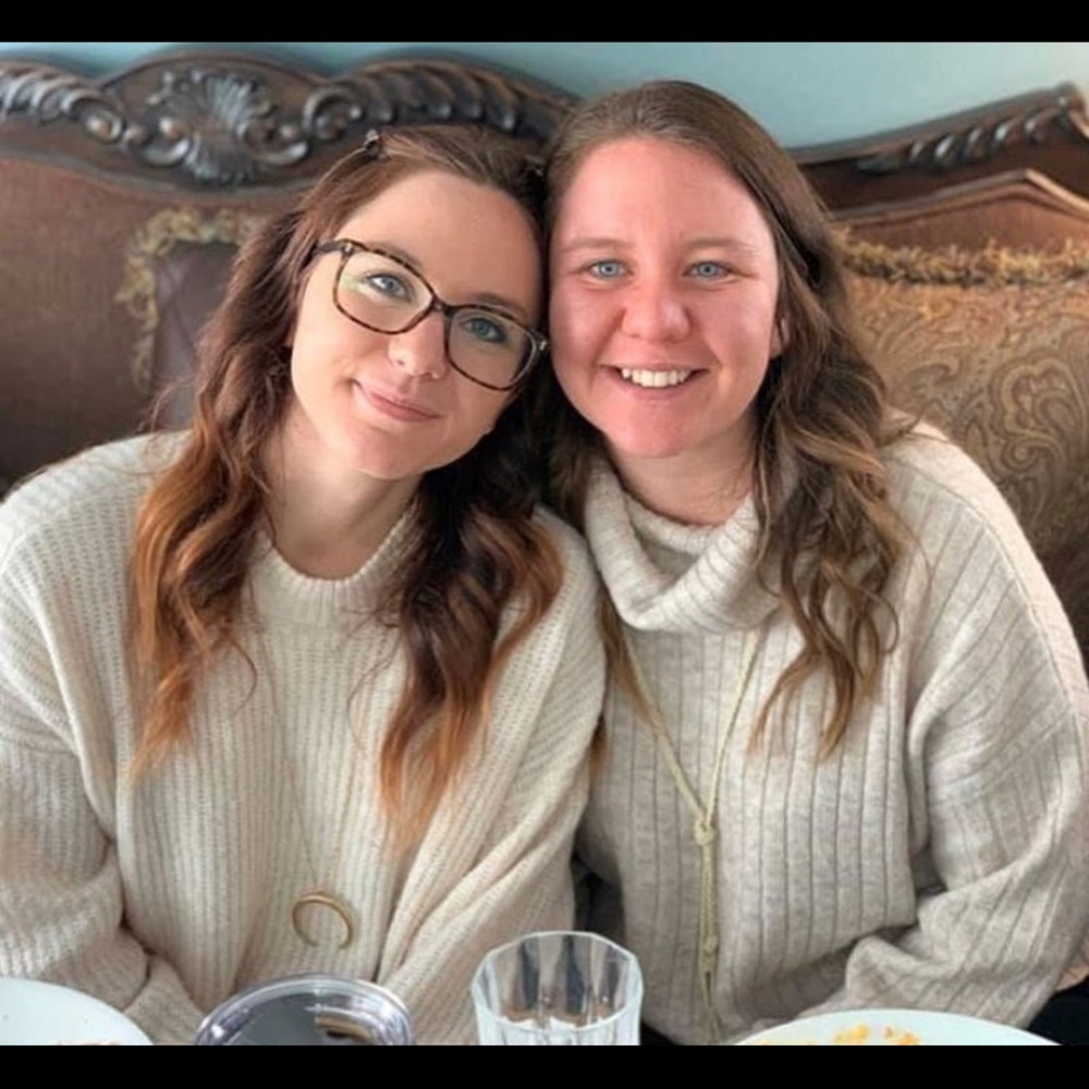 Meet your Posher, Shana